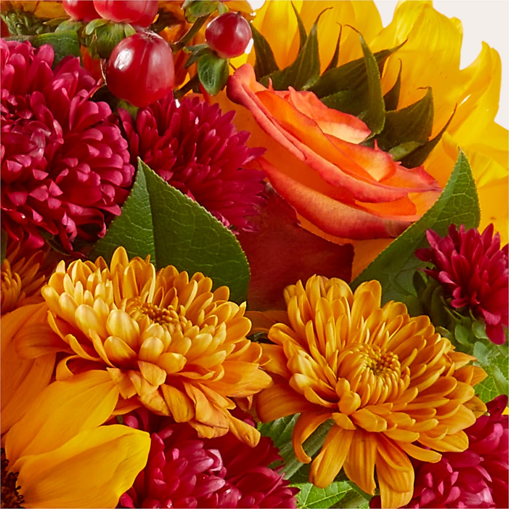 Sweater Season - A Florist Original – MELODY'S FLOWERS, Burlington WA