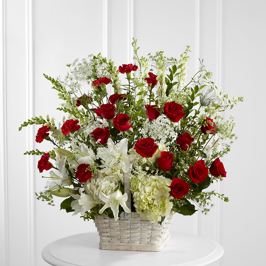 In Loving Memory Arrangement – MELODY'S FLOWERS, Burlington WA
