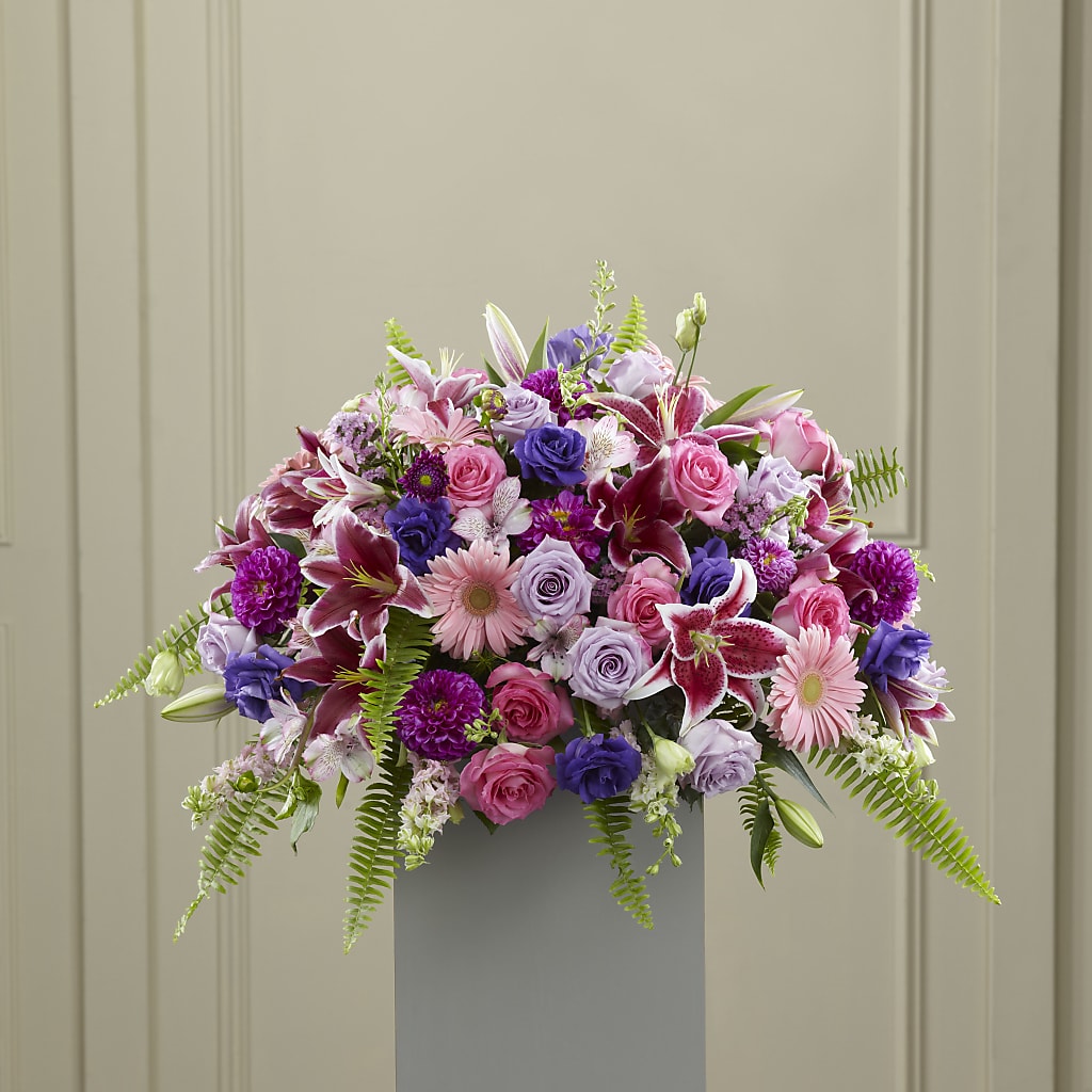 Fare Thee Well Pedestal – MELODY'S FLOWERS, Burlington WA