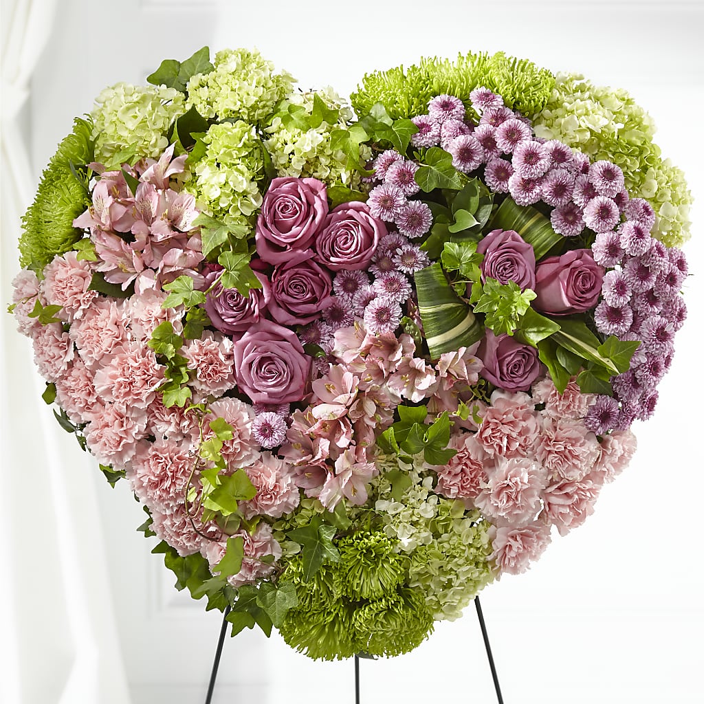 Heartwarming Standing Heart – MELODY'S FLOWERS, Burlington WA