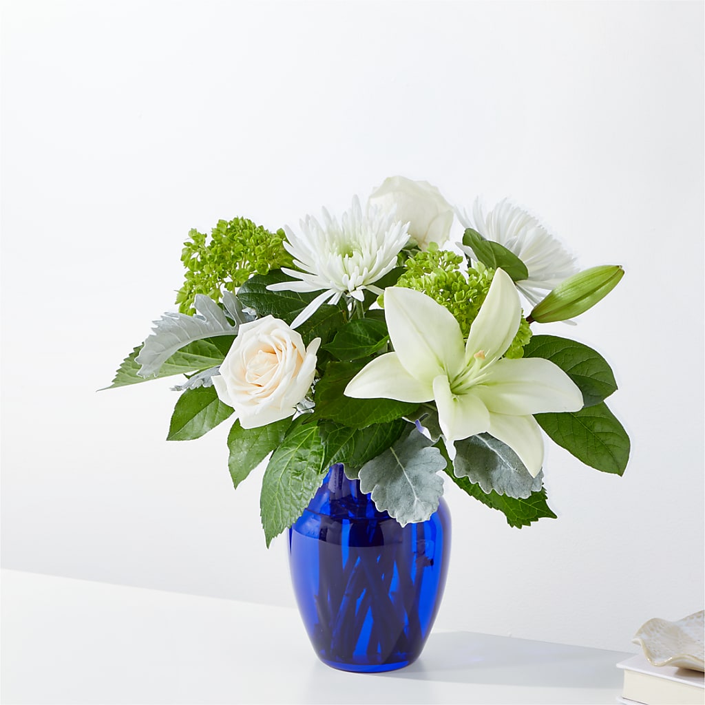 Snowy Dreams Bouquet – MELODY'S FLOWERS, Burlington WA