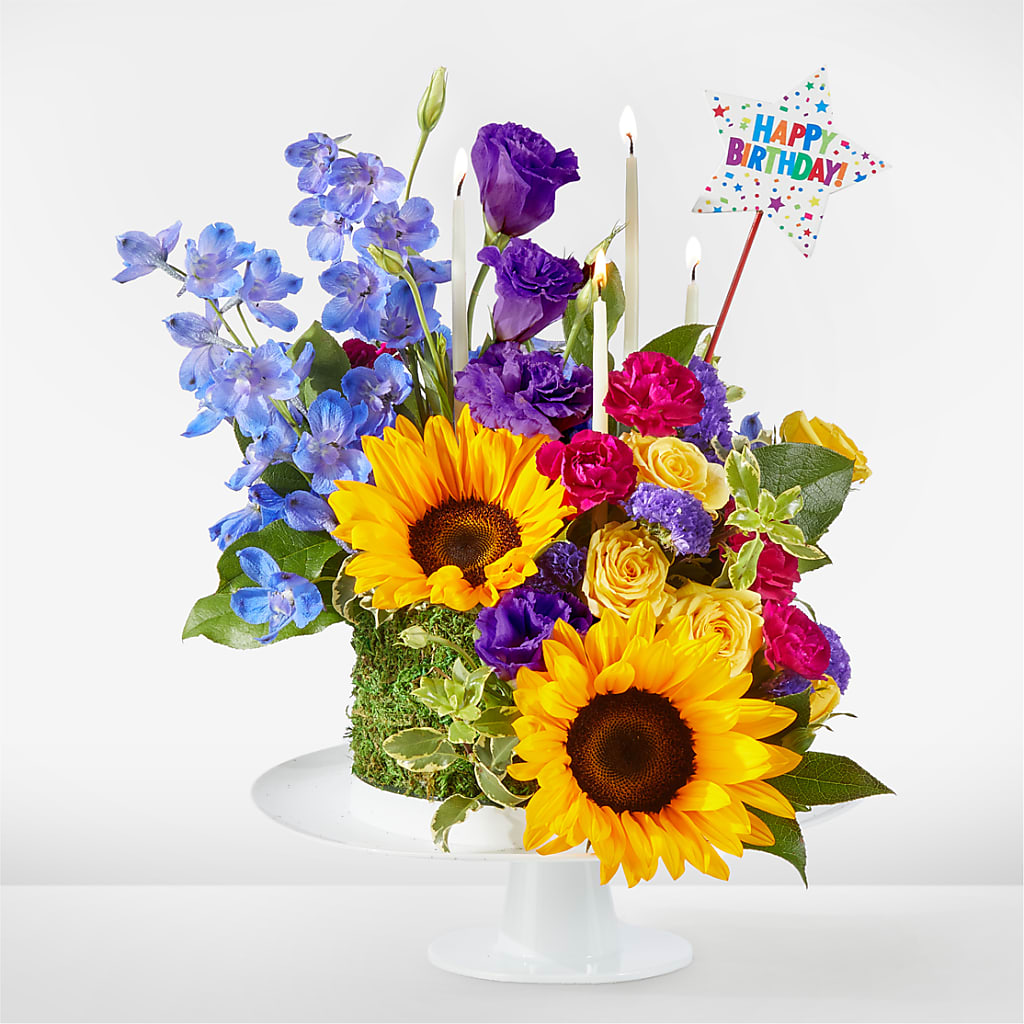 Star of the Day Floral Cake – MELODY'S FLOWERS, Burlington WA