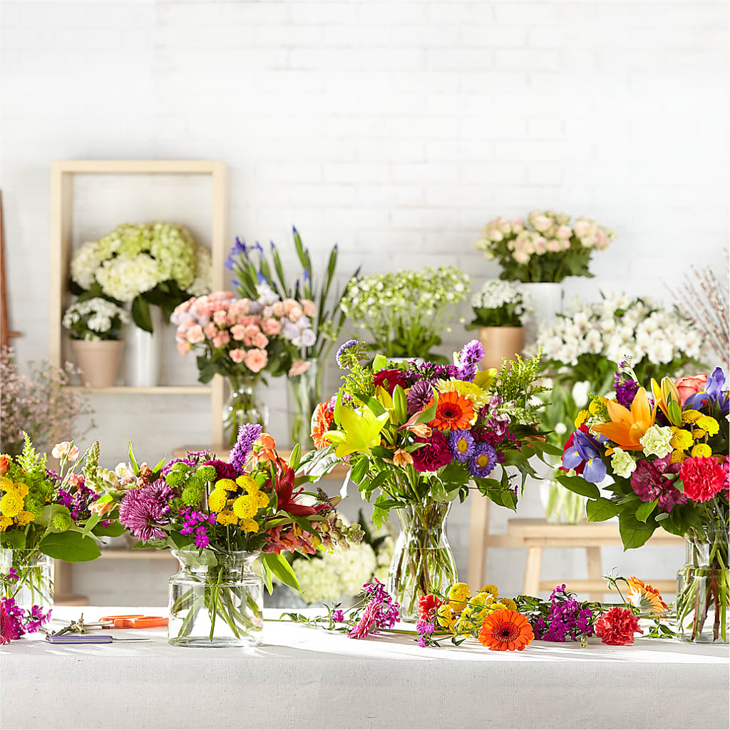 Bold & Bright – A Florist Original – MELODY'S FLOWERS, Burlington WA