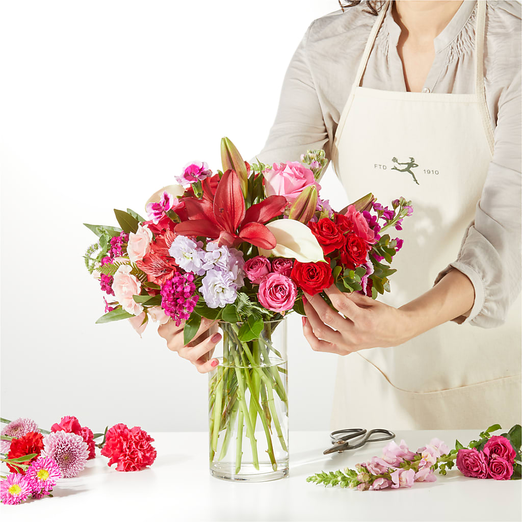 Swooning Over You - A Luxury Florist Original – MELODY'S FLOWERS, Burlington WA
