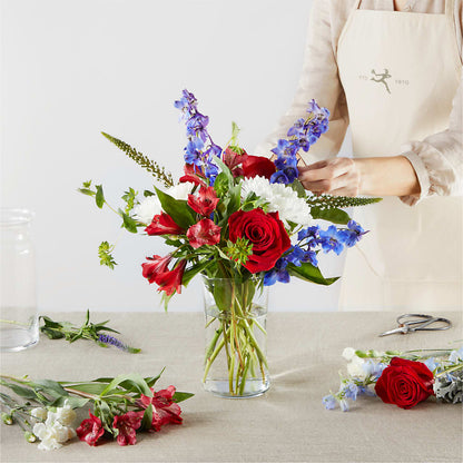 Star Spangled - A Florist Original – MELODY'S FLOWERS, Burlington WA