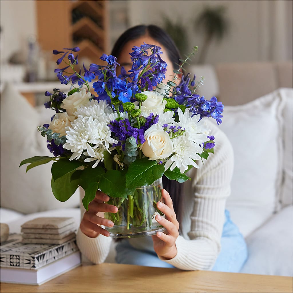 Cerulean Waves Bouquet – MELODY'S FLOWERS, Burlington WA