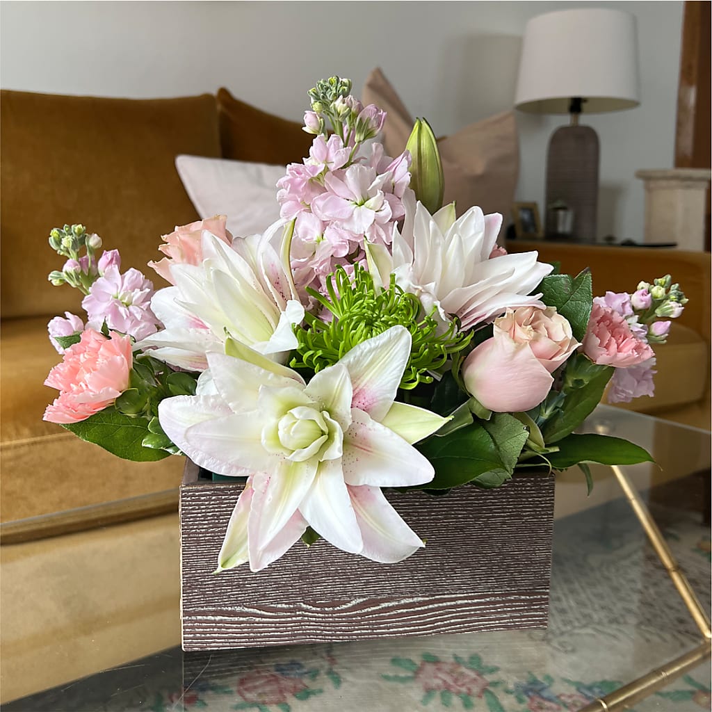 Beautiful Spirit Basket – MELODY'S FLOWERS, Burlington WA