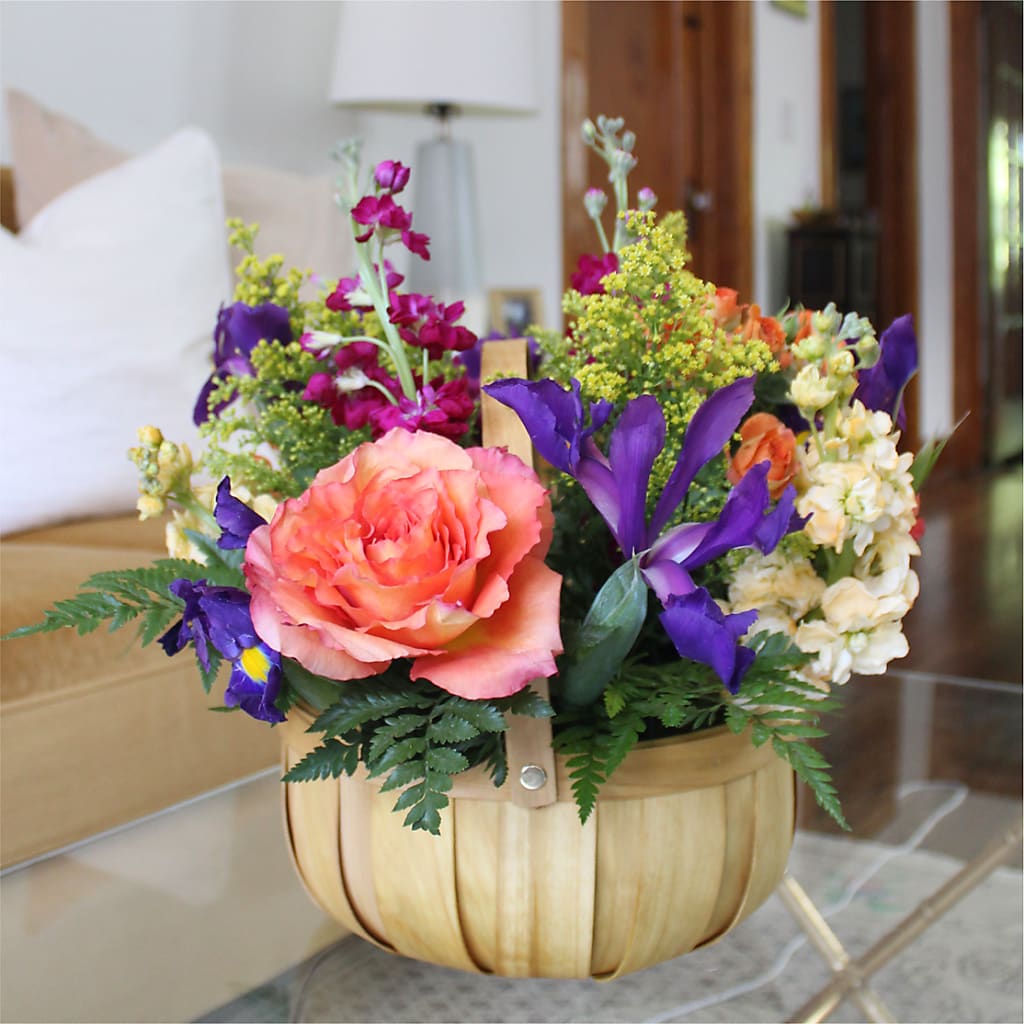 Garden of Life Basket – MELODY'S FLOWERS, Burlington WA