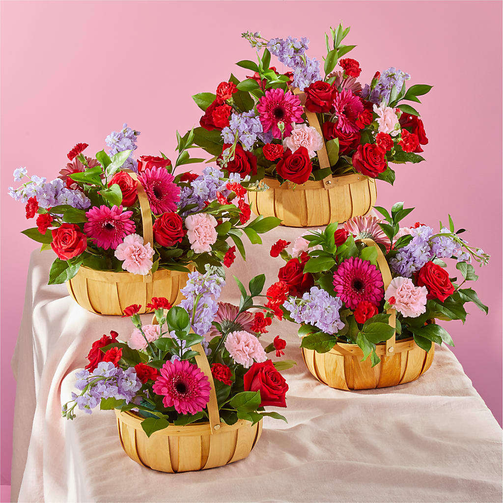 Pink Picnic Basket – MELODY'S FLOWERS, Burlington WA