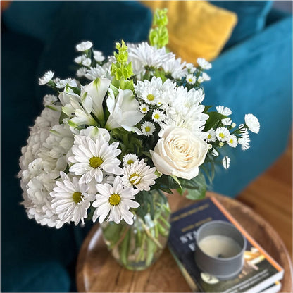 Classic Ivory – A Florist Original – MELODY'S FLOWERS, Burlington WA