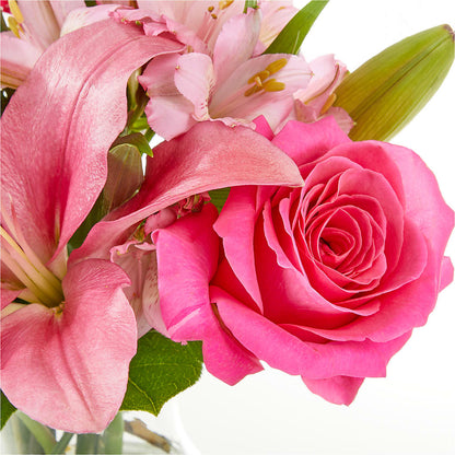 Lots of Love Bouquet – MELODY'S FLOWERS, Burlington WA