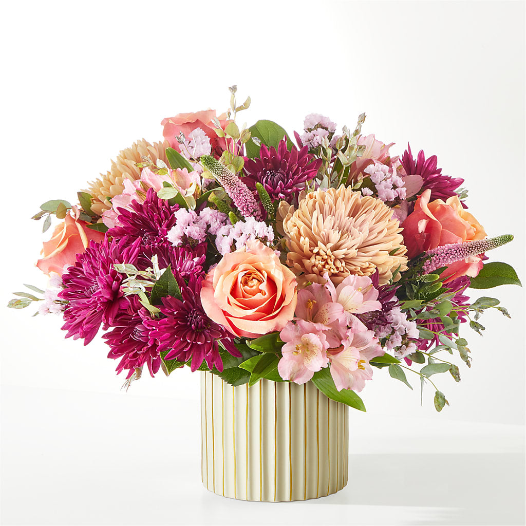Berry Cobbler Bouquet with Ivory Vase – MELODY'S FLOWERS, Burlington WA