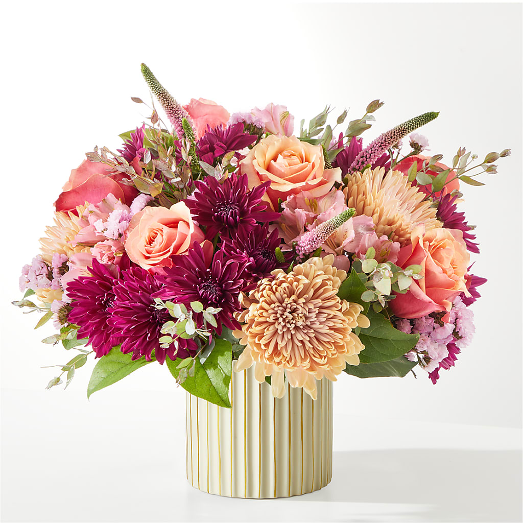 Berry Cobbler Bouquet with Ivory Vase – MELODY'S FLOWERS, Burlington WA