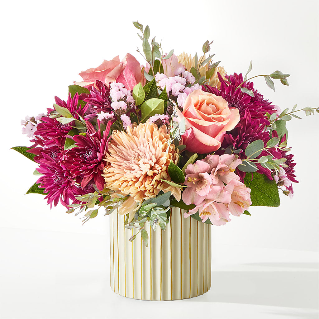 Berry Cobbler Bouquet with Ivory Vase – MELODY'S FLOWERS, Burlington WA