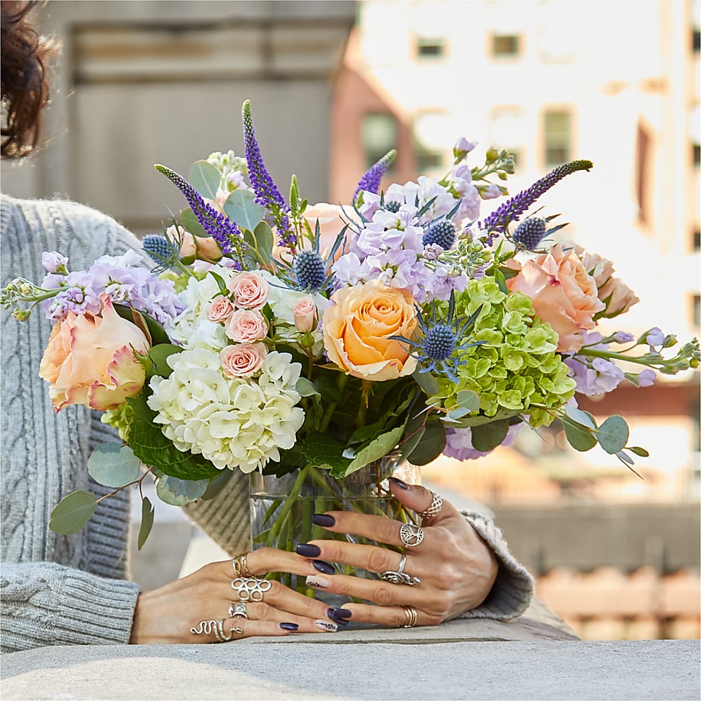 Porch Swing Bouquet – MELODY'S FLOWERS, Burlington WA