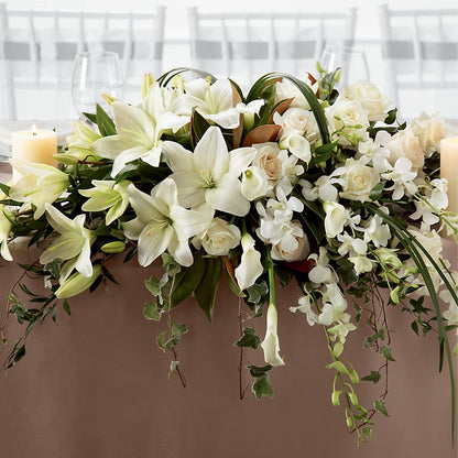 White Linen Arrangement – MELODY'S FLOWERS, Burlington WA
