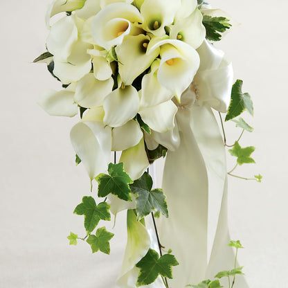 White Chapel Bouquet – MELODY'S FLOWERS, Burlington WA
